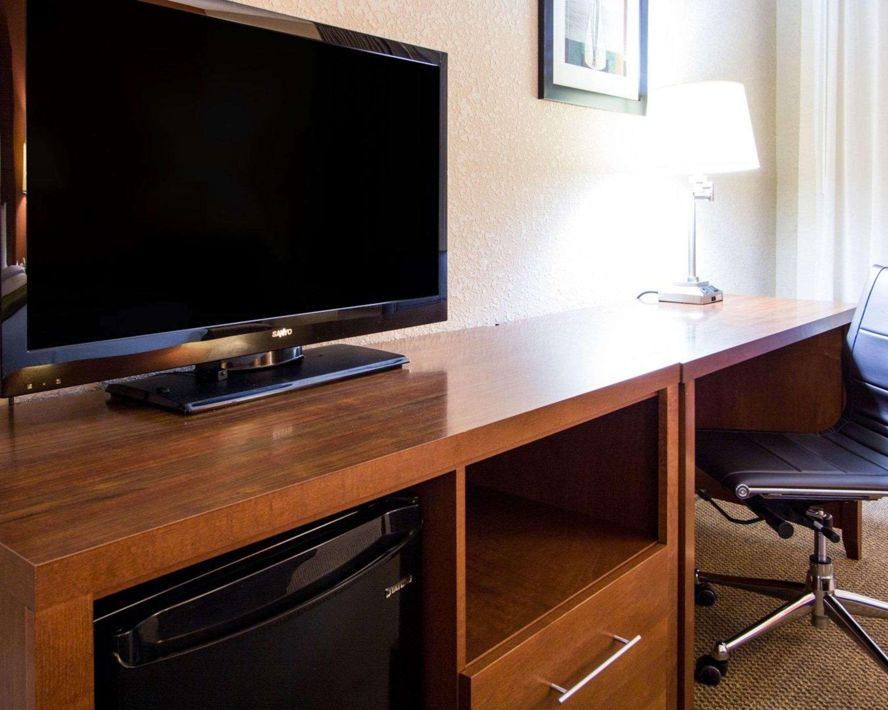 Comfort Inn & Suites Airport Convention Center North Charleston Kültér fotó
