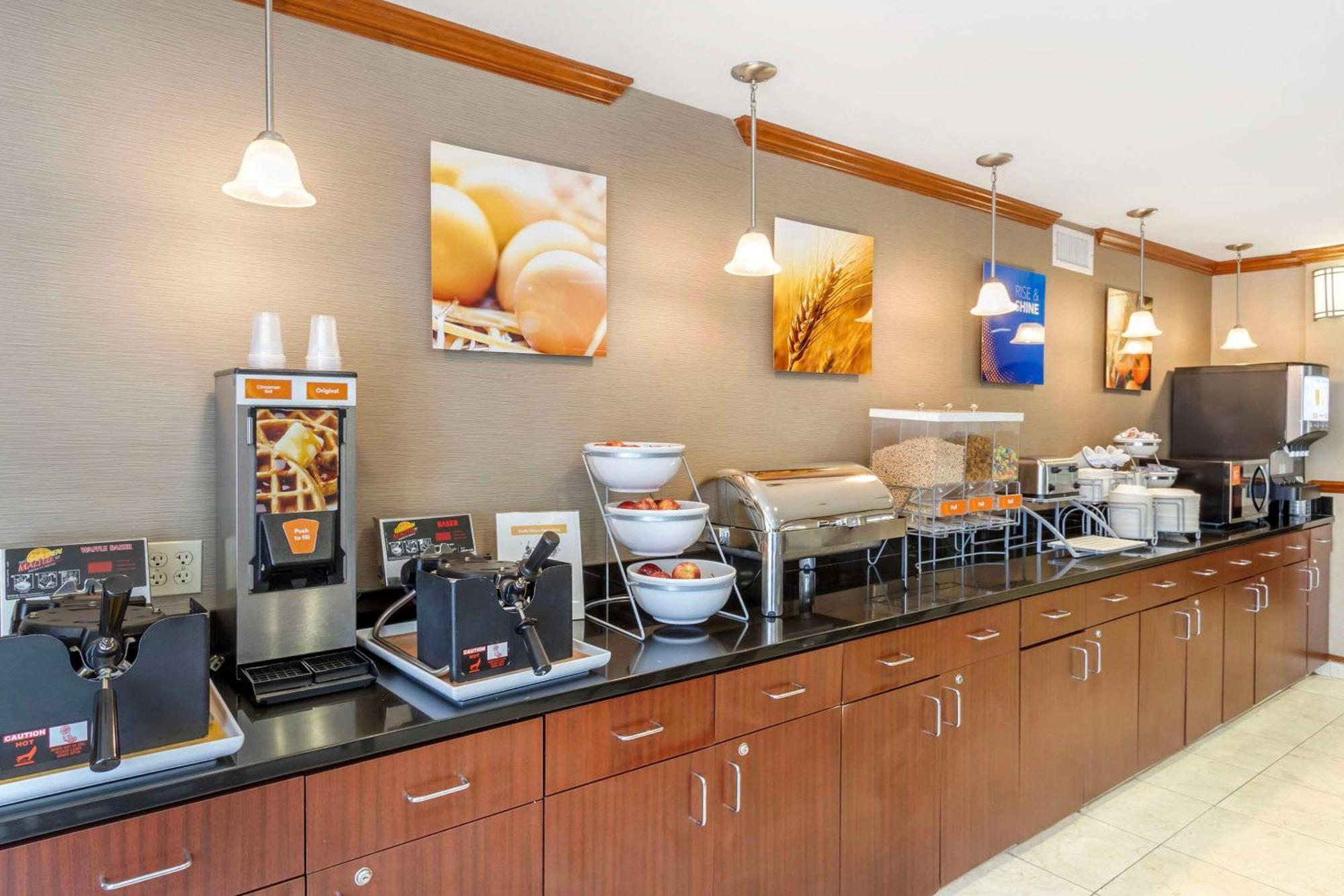 Comfort Inn & Suites Airport Convention Center North Charleston Kültér fotó