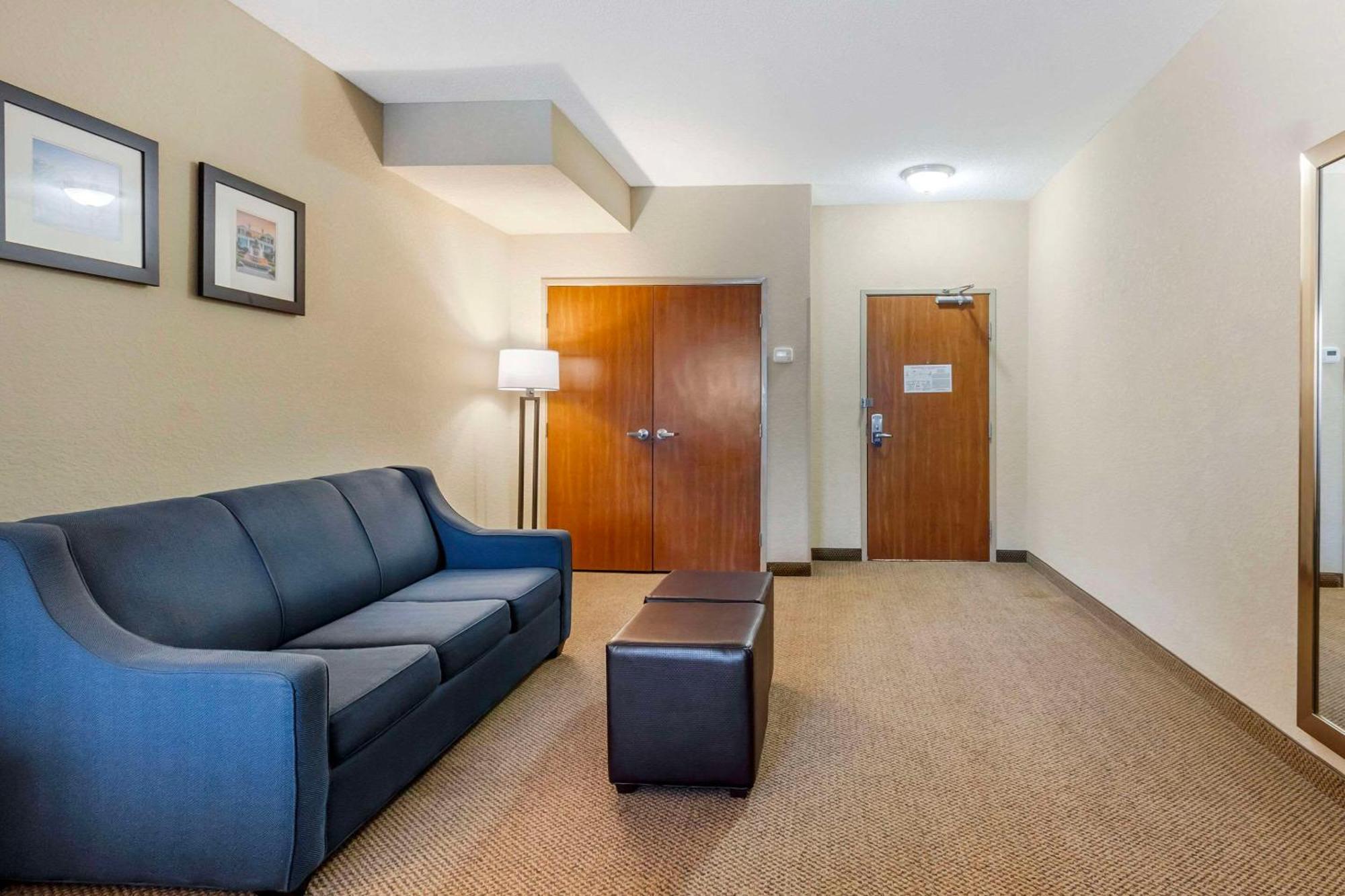 Comfort Inn & Suites Airport Convention Center North Charleston Kültér fotó