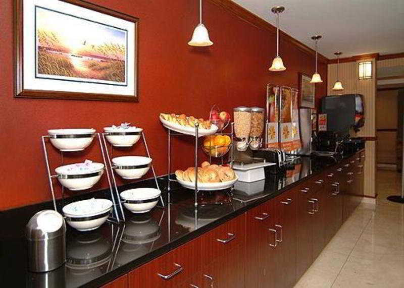 Comfort Inn & Suites Airport Convention Center North Charleston Kültér fotó